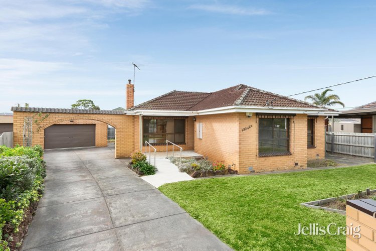 24 Angus Street Hadfield 3046