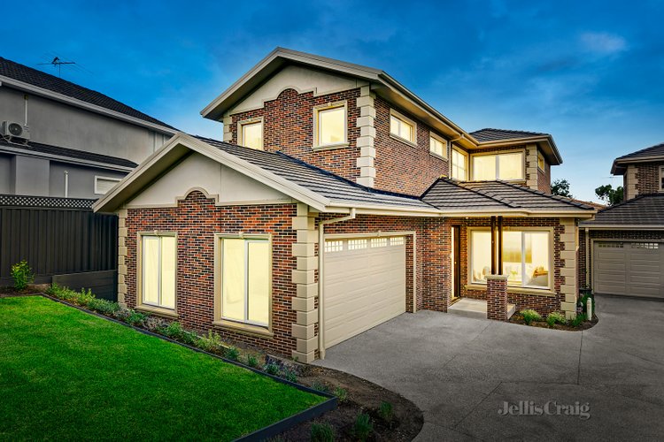 2/4 Ann Court Mount Waverley 3149