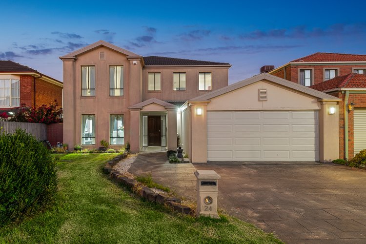 24 Arlington Drive Glen Waverley 3150