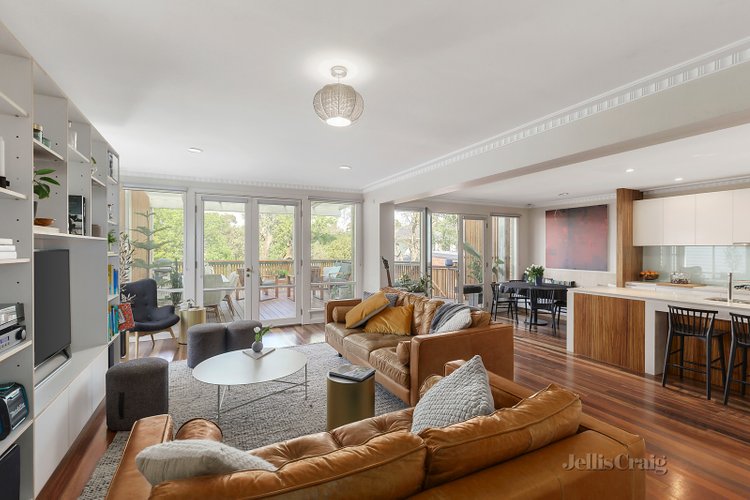 24 Belgravia Avenue Mont Albert North 3129