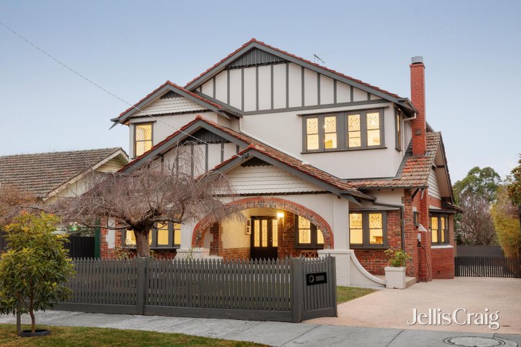 24 Boorool Road Kew East 3102