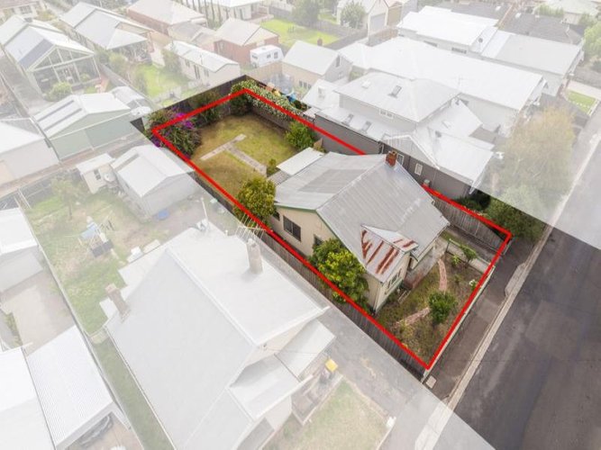 24 Cairns Avenue, Newtown