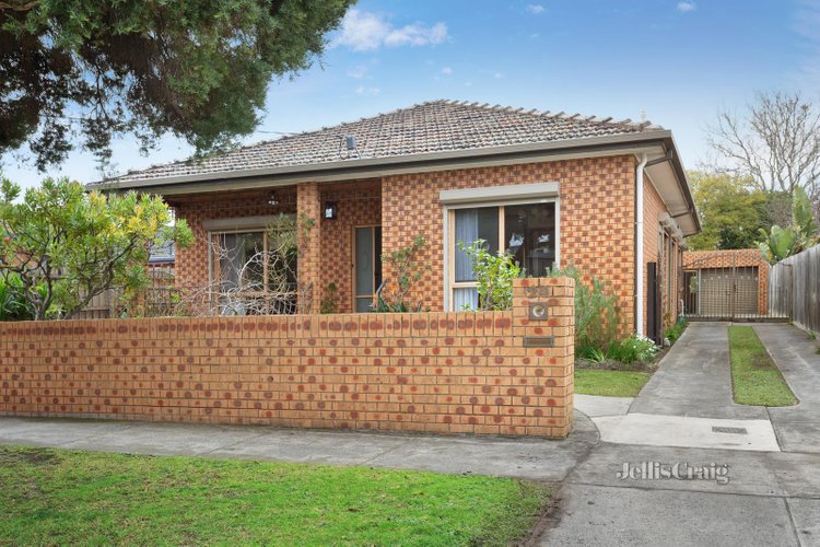 24 Clapham Road Hughesdale 3166