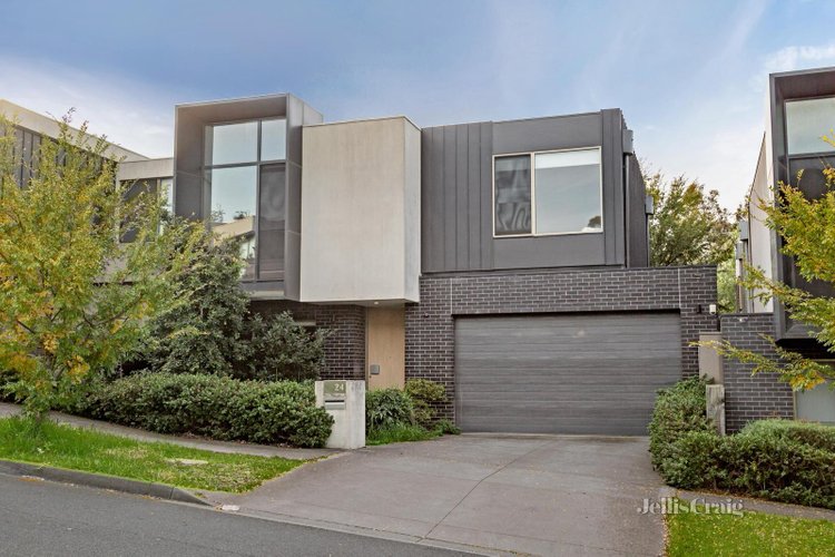 24 Cypress Way Kew 3101
