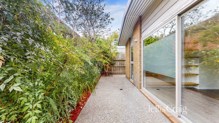 24 Erica Avenue Glen Iris 3146
