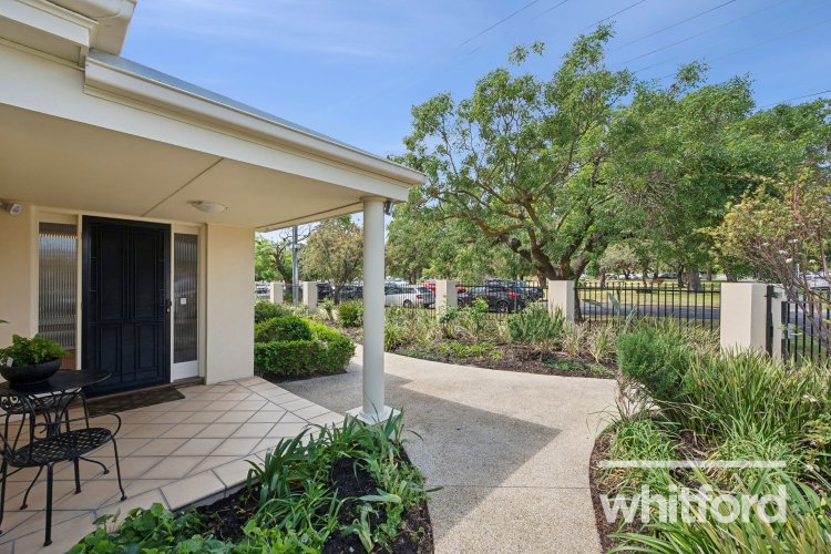 24 Fitzroy Street, Geelong