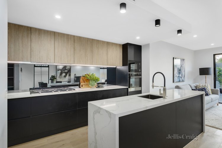 2/4 Gardner Street Richmond 3121