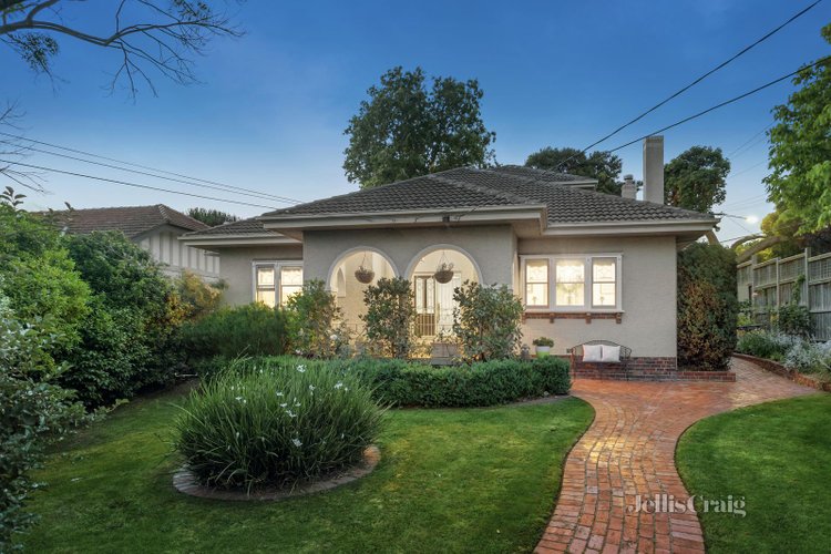 24 Glendale Street Surrey Hills 3127