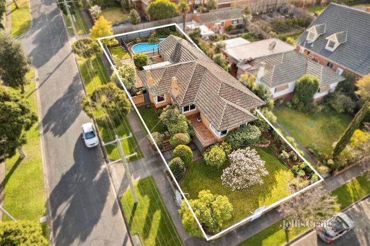24 Goodwood Street Surrey Hills 3127