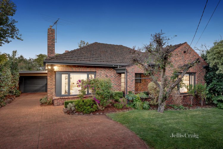 24 Harrison Avenue Burwood 3125
