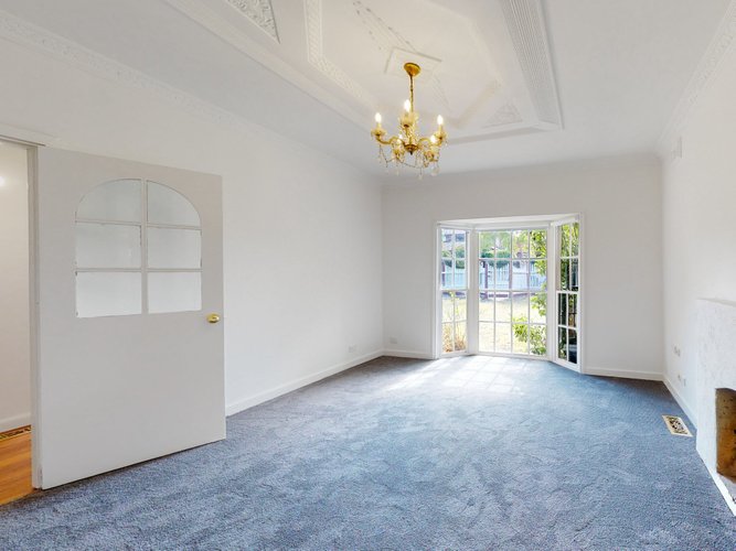 24 Hutchinson Street Bentleigh 3204