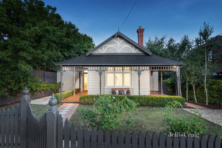 24 Laing Street Mont Albert 3127