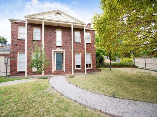 24 Lemon Road Balwyn North 3104