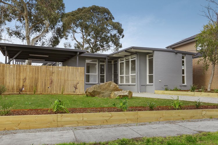 24 Lewton Road Mount Waverley 3149
