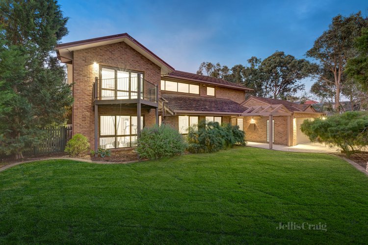24 Maroong Drive Research 3095