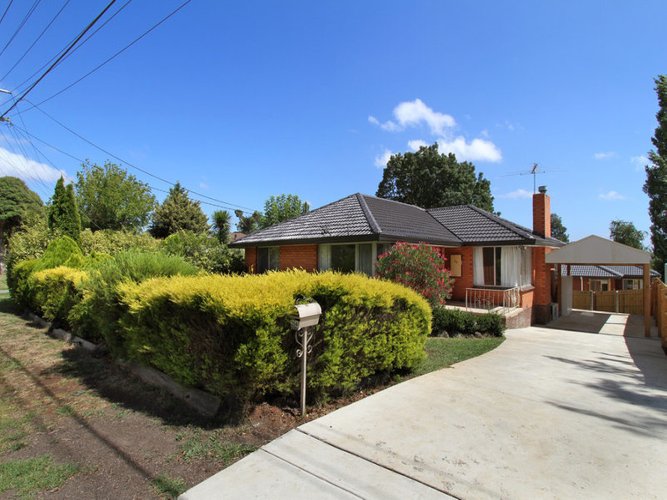 24 Meadowgate Drive Chirnside Park 3116