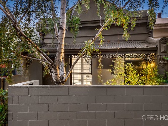 24 Merton Street Albert Park 3206