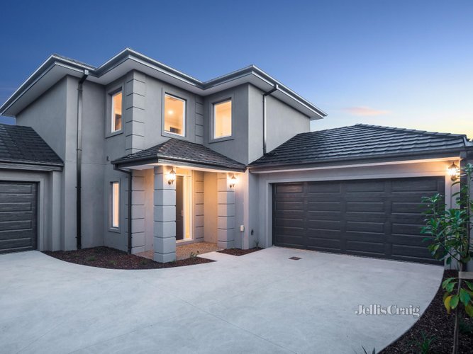 2 4 Meteor Street Mount Waverley 3149