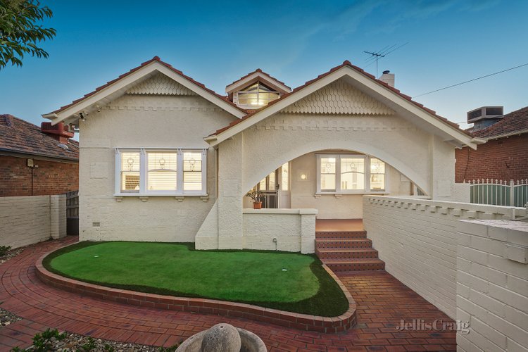 24 Murray Road Mckinnon 3204