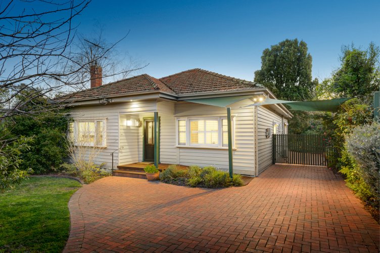 24 Myrniong Street Glen Iris 3146