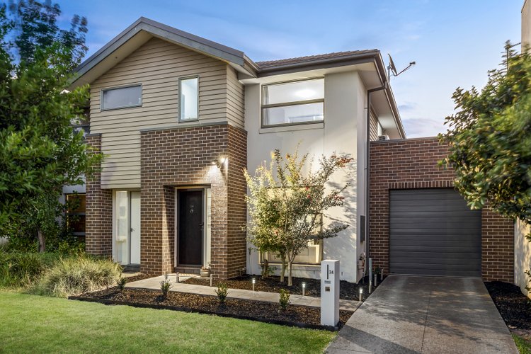 24 Newport Drive Mulgrave 3170