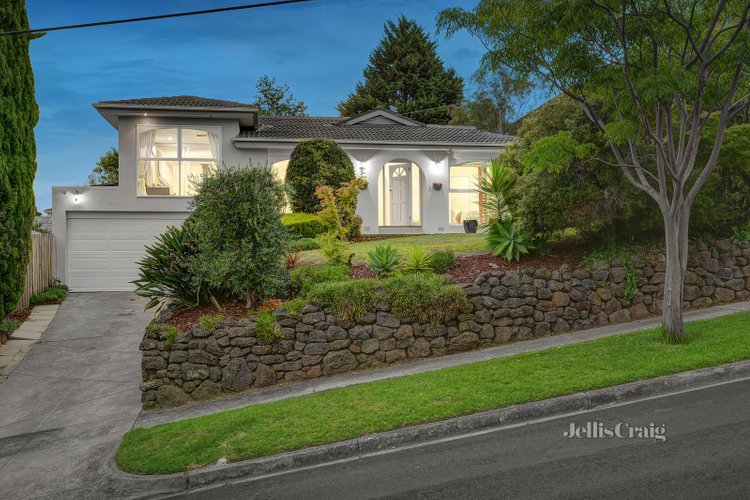 24 Oak Crescent Templestowe Lower 3107