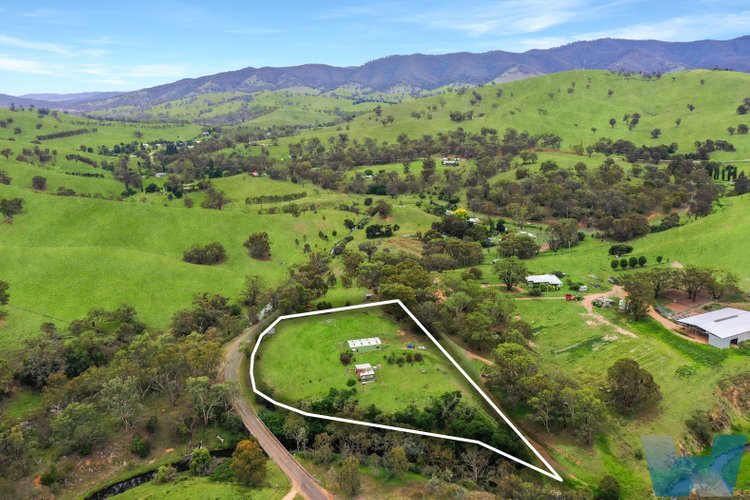 24 Old Inn Road, Ensay