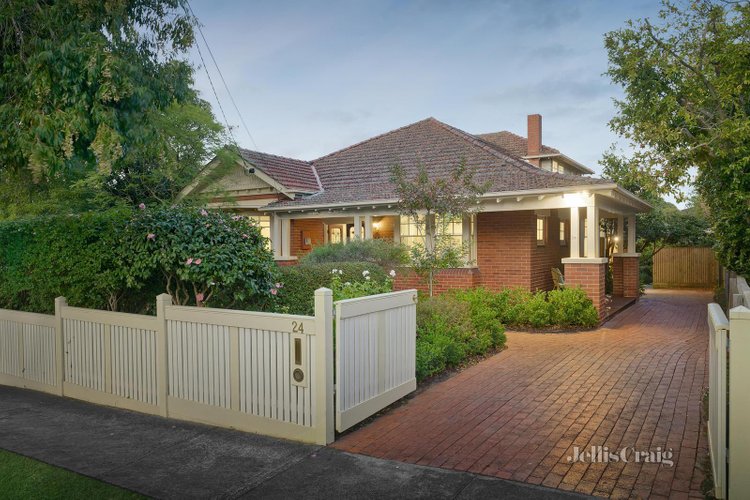 24 Proudfoot Street Mont Albert 3127