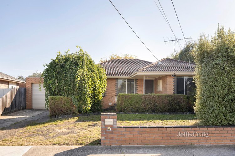 24 Queen Street Lalor 3075