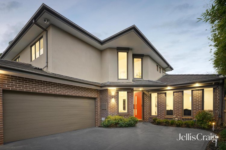 2 4 Rosedale Road Glen Iris 3146