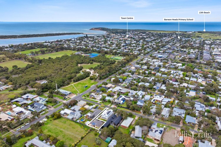2 4 Saratoga Avenue Barwon Heads 3227
