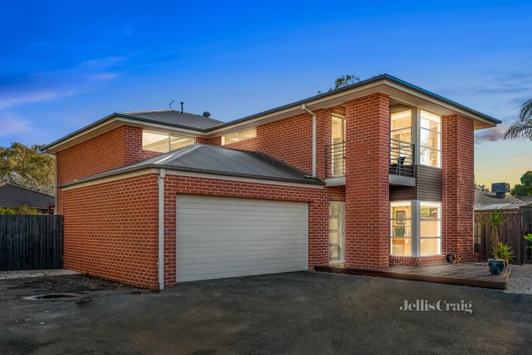 24 Shoal Circuit Doreen 3754