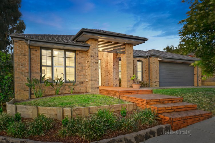 24 Sugar Gum Drive Doreen 3754