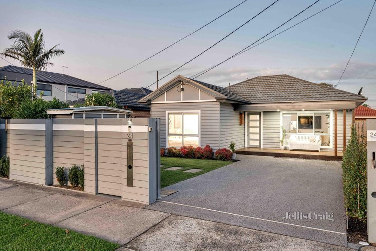 24 Swift Street Thornbury 3071