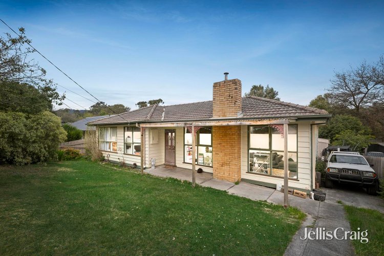 24 Swinburne Avenue Mooroolbark 3138