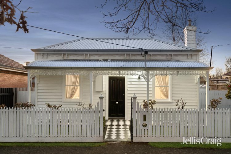 24 Talbot Street South Ballarat Central 3350