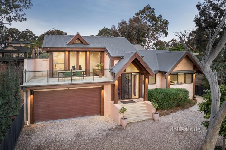 24 View Hill Crescent Eltham 3095