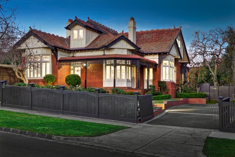 24 Walmer Street Kew 3101