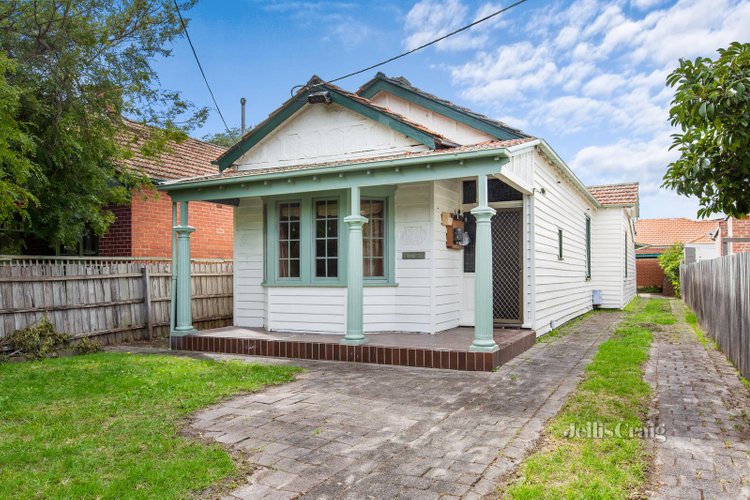 24 Walnut Street Carnegie 3163