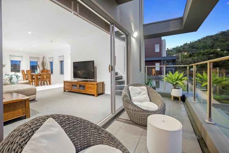 24 Whipstaff Lane