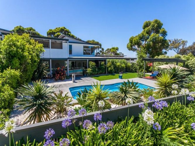 240 Great Ocean Road, Torquay