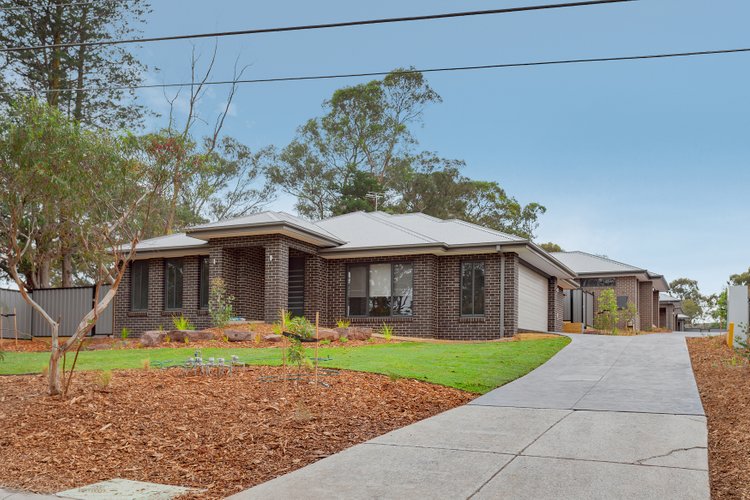 2/40 Shalbury Avenue Eltham 3095