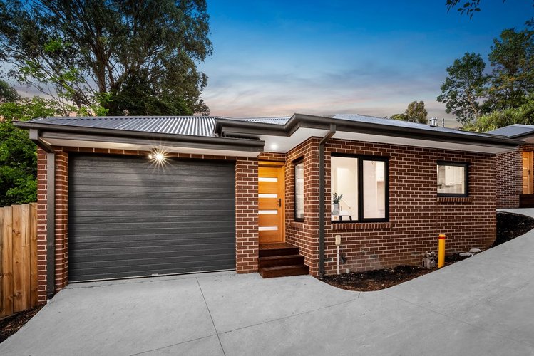 2/40 William Street Ringwood 3134