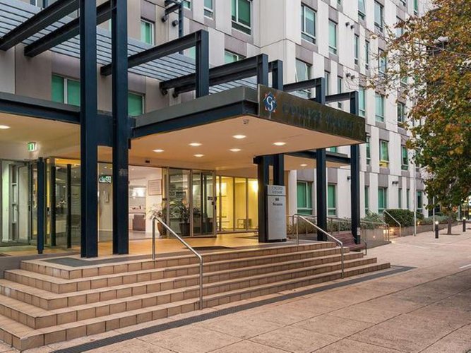 2404/570 Lygon Street Carlton 3053
