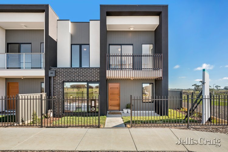 241 520 Greenhalghs Road Winter Valley 3358