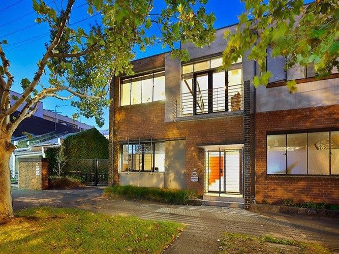 242 Adderley Street West Melbourne 3003