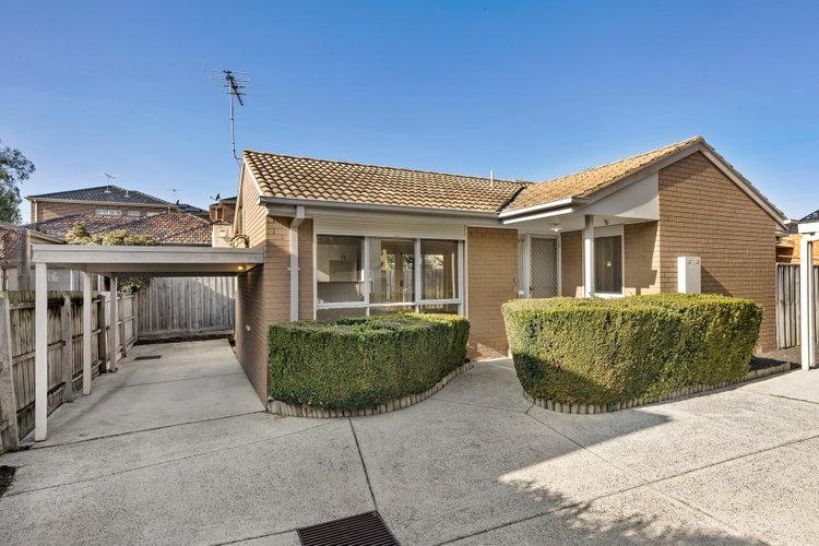 2/42 Carrathool Street Bulleen 3105