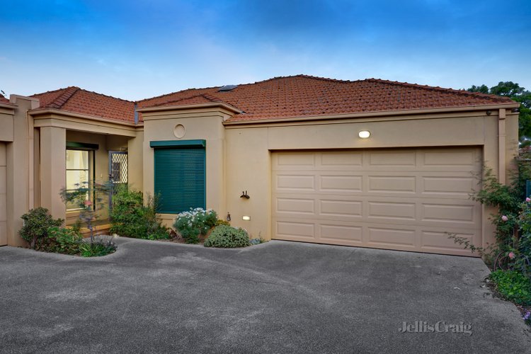 2/42 Chesterville Road Cheltenham 3192