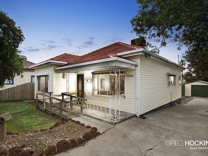 242 Douglas Parade Newport 3015