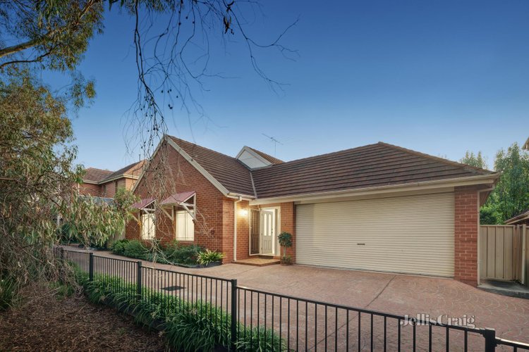 2 42 Mitchell Road Mont Albert North 3129